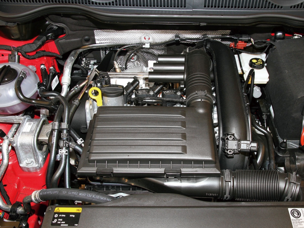 Sportsvan 280 TSI採用1.4升直列四缸渦輪增壓引擎，動力輸出為150hp/25.5kgm。
