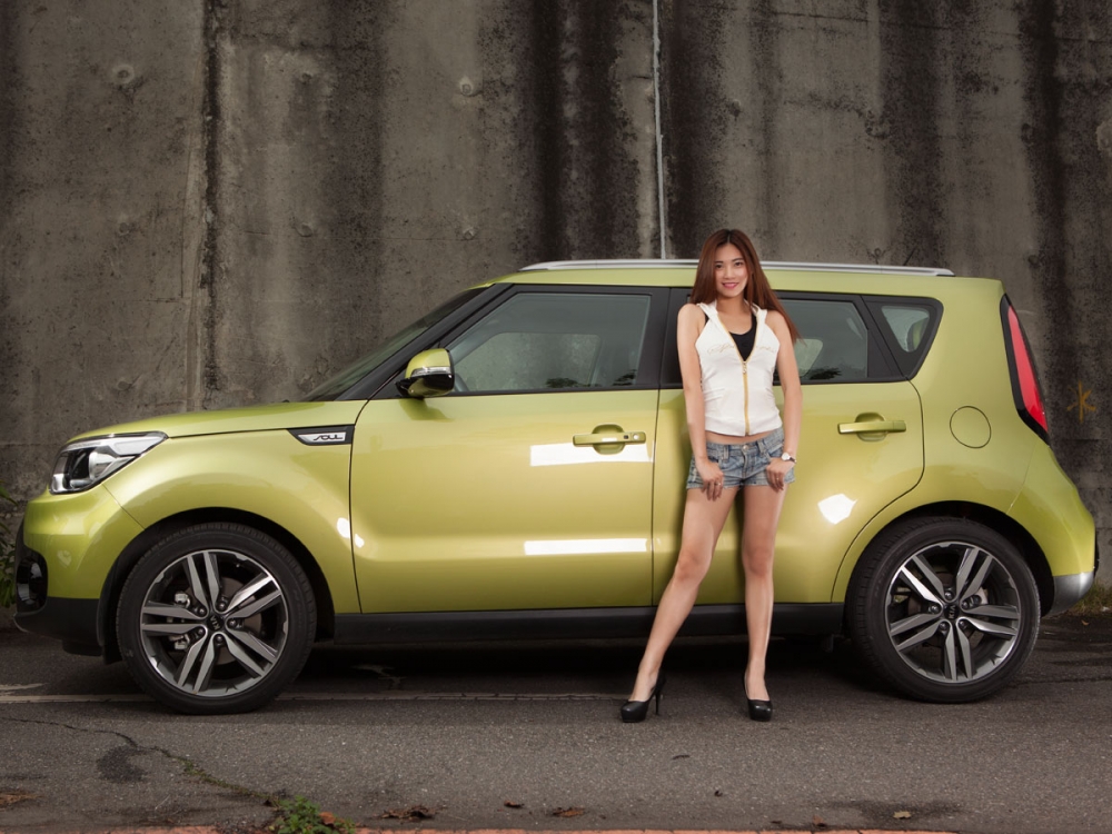 【Motor Babe】“柴”貌兼備 KIA Soul CRDi 震撼版