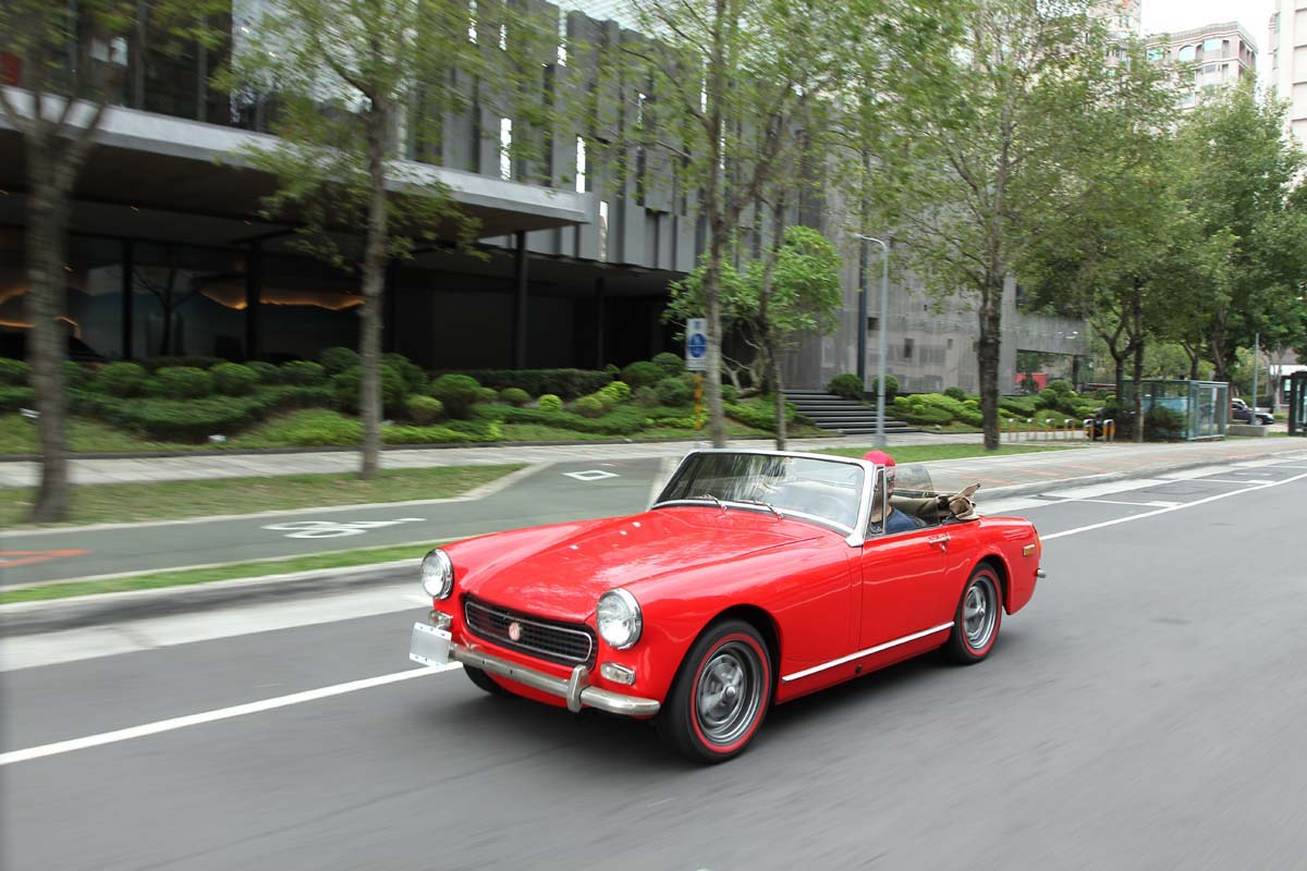 Mg Midget Mk Iii 悠閒英式敞篷下午茶 Yahoo奇摩汽車機車