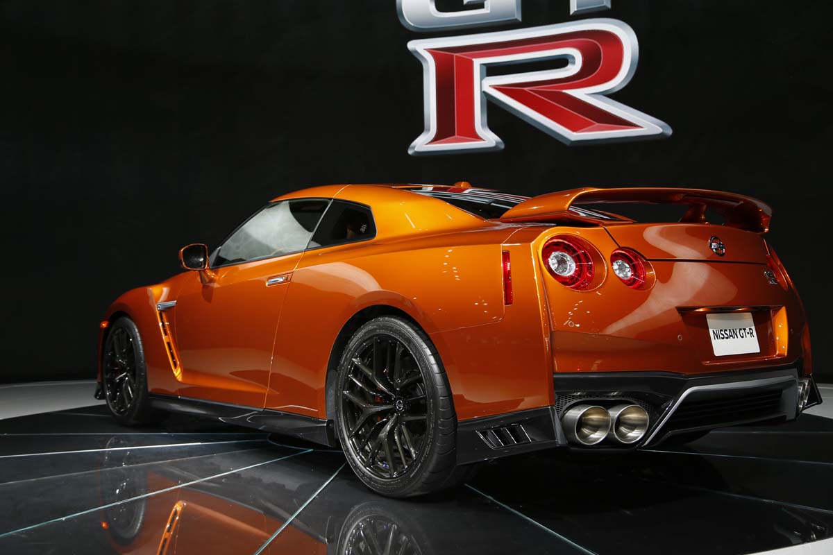 18玩甚麼車 Nissan Gt R R35還沒大改款先加減玩 Yahoo奇摩汽車機車