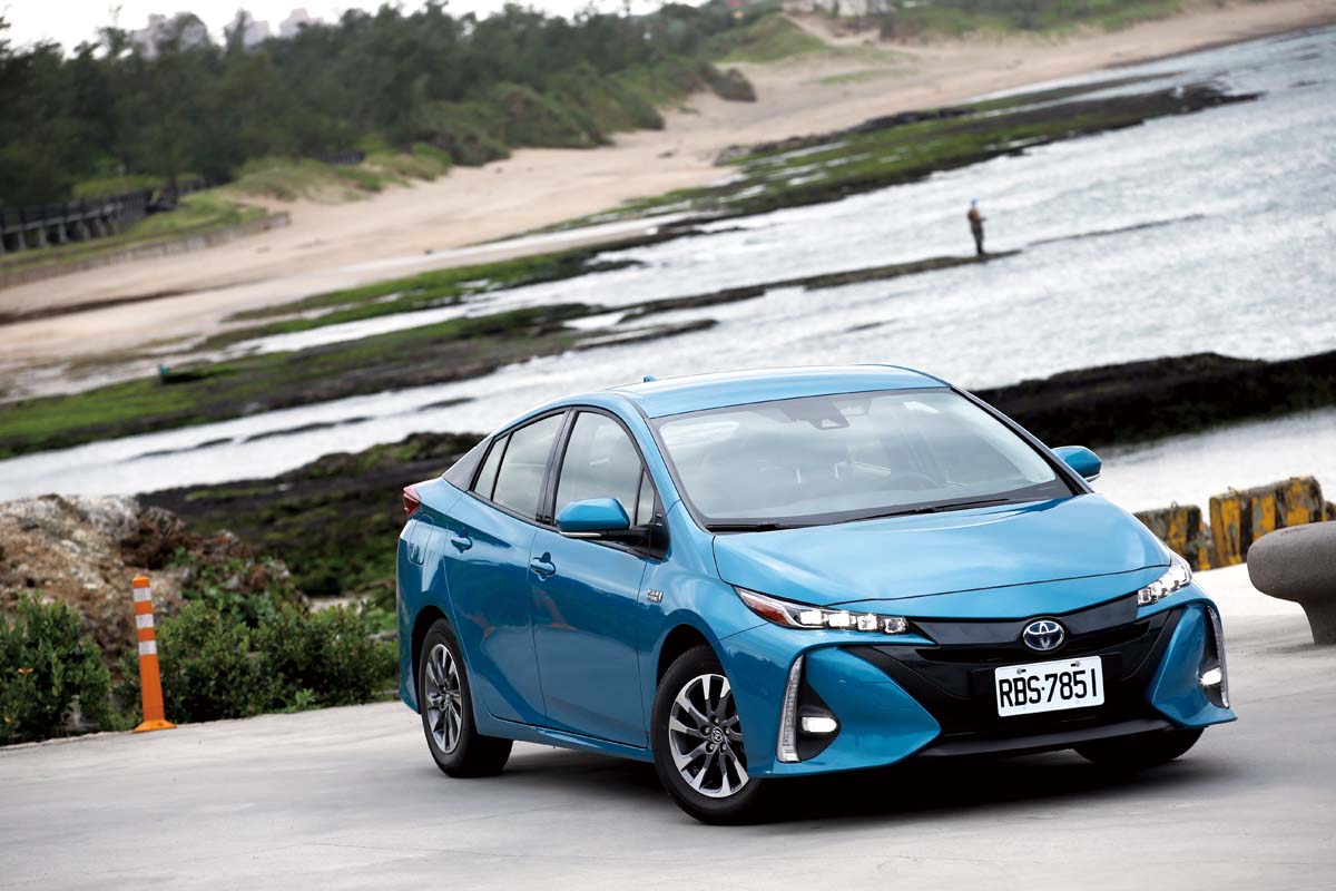 全民插電式油電時代降臨toyota Prius Phv淨化登場 Yahoo奇摩汽車機車