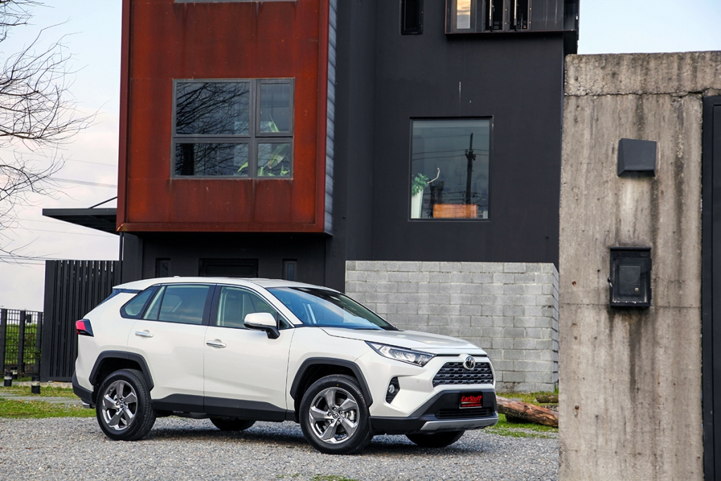 2019-toyota-rav4-2-0