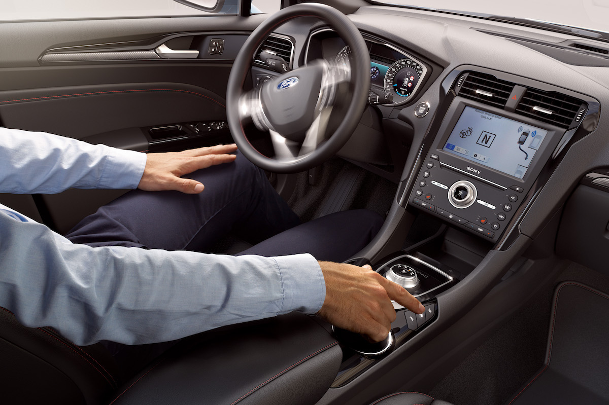 2019FordMondeo-Hybrid_015.jpg