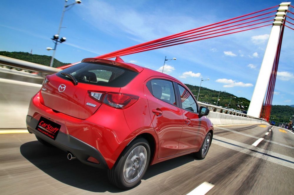 可別用代步小車看我！Mazda2頂級型比你想的還有樂趣