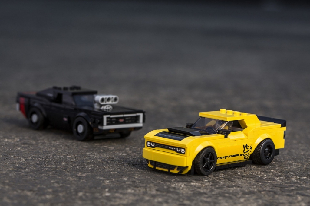 lego-dodge-charger-r-t-challenger-srt-demon