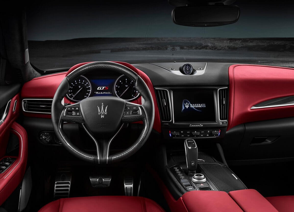 Maserati-Levante_GTS-2019-1280-03.jpg