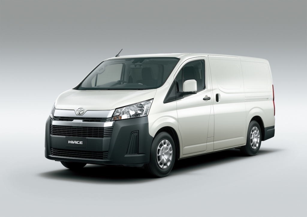 105-9-107-9-toyota-hiace-hino