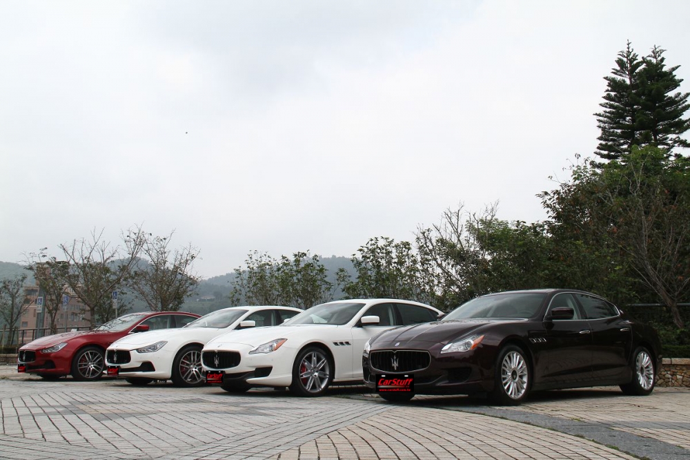 在日月潭稍做休息，四輛Maserati一字排開，左邊兩部為Ghibli S Q４右邊兩部則為Quattroporte S Q4。