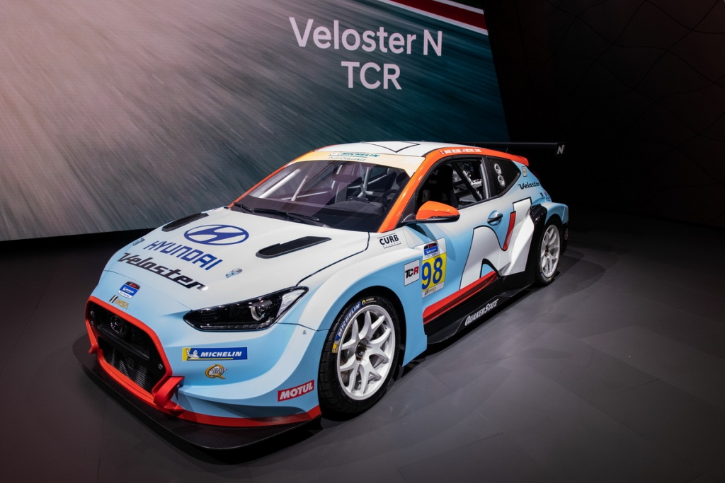 2019-hyundai-veloster-n-tcr