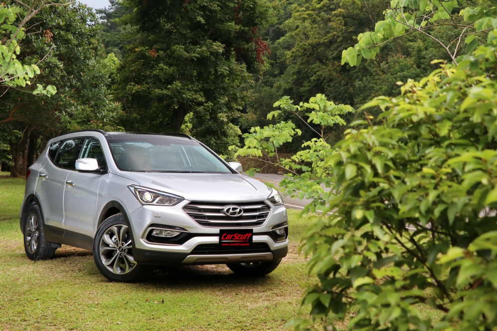 鐵漢柔情唯有親身體驗，Hyundai Santa Fe 2.2L 柴油領袖款試駕報導