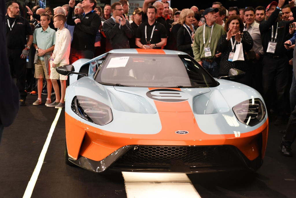 250-2019-ford-gt-heritage-edition