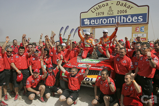 一直以來，吹風噴砂的越野賽事都是MITSUBISHI最擅長的種類，其中又以PAJERO在Dakar Rally賽事中的連霸紀錄最廣為人知。