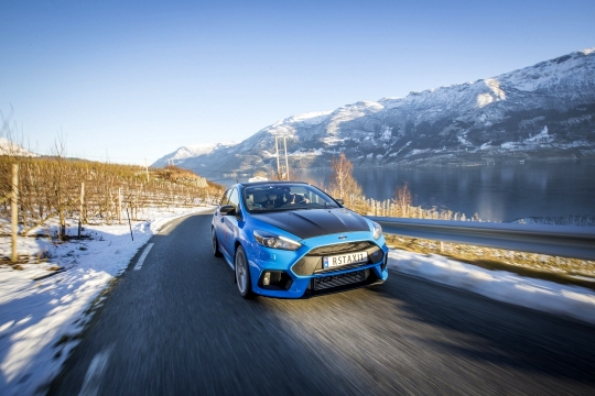 當性能小鋼炮遇見慢活北歐 全球第一部Focus RS計程車