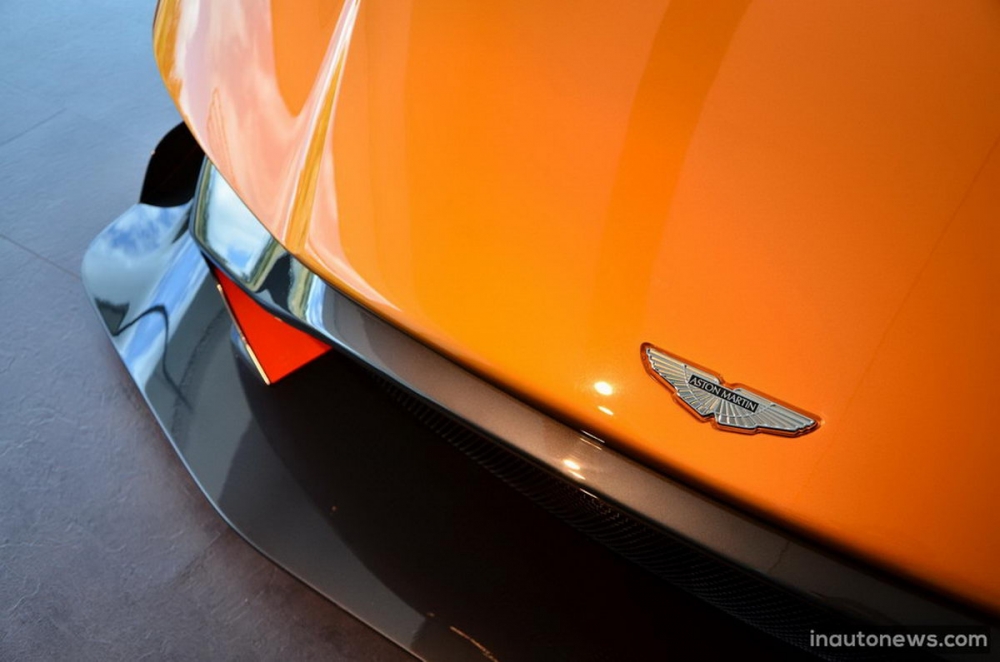 無奈『雨神』攪局！Aston Martin Vulcan『火神』現身Sap 24H 2015 [內附動態影片]