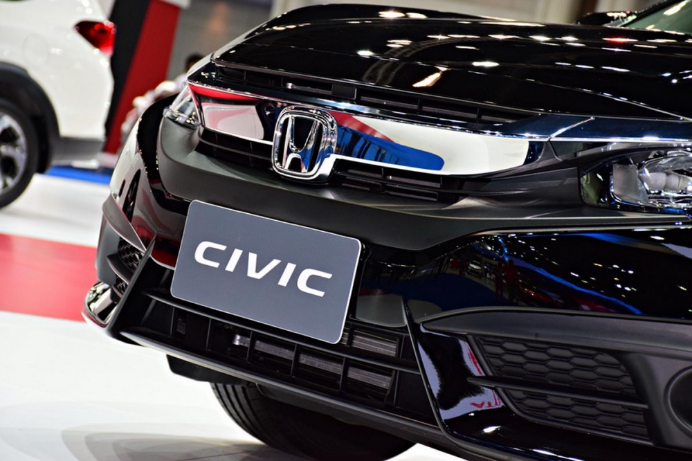 RS頂級車型售價破「百萬」，全新第十代Honda Civic於2016泰國車展正式發表，「中國版」緊接四月份登場！