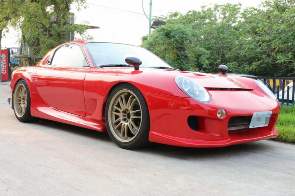 全台唯一正版的 蛙眼 Rx 7 Mazda Fd3s Re雨宮 Super Greddy 寬體套件 類911 輪廓十足吸睛 Yahoo奇摩汽車機車