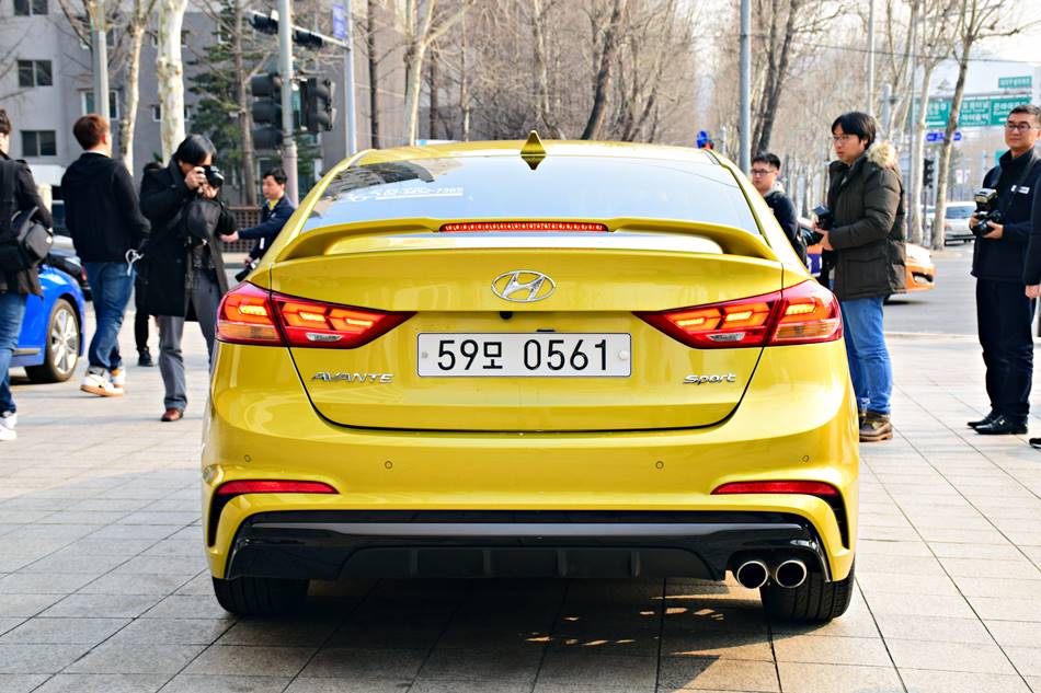 「201hp」性能「猛虎」Hyundai Elantra Sport「韓國」搶先直擊，國內預估售價「110萬」元內！