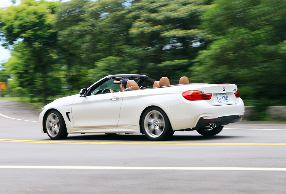 高調過頭，便為格調！讓BMW 430i Convertible放膽開篷吧！