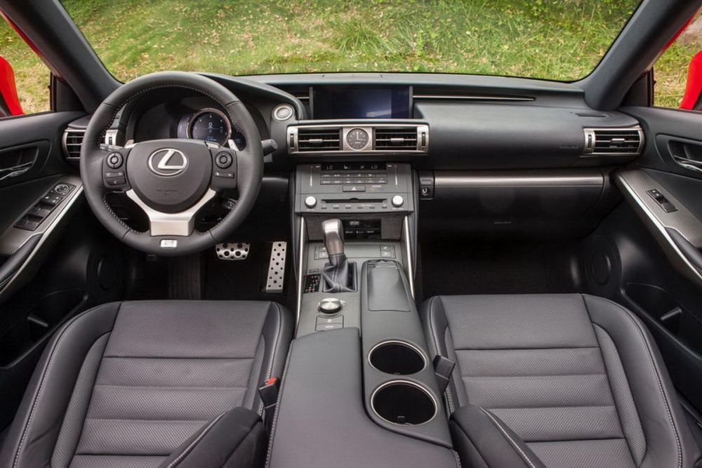 Lexus馬不停蹄的翻身節奏，Lexus IS車系「渦輪引擎」正式導入！