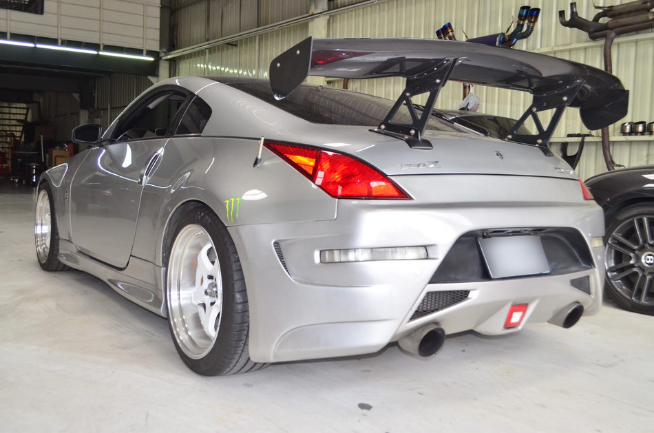 Nissan 350z Z33中古行情剖析 好玩 有凍桃又好改 Yahoo奇摩汽車機車