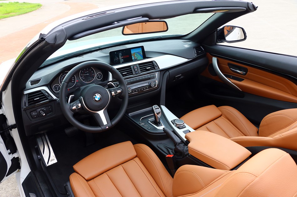 高調過頭，便為格調！讓BMW 430i Convertible放膽開篷吧！