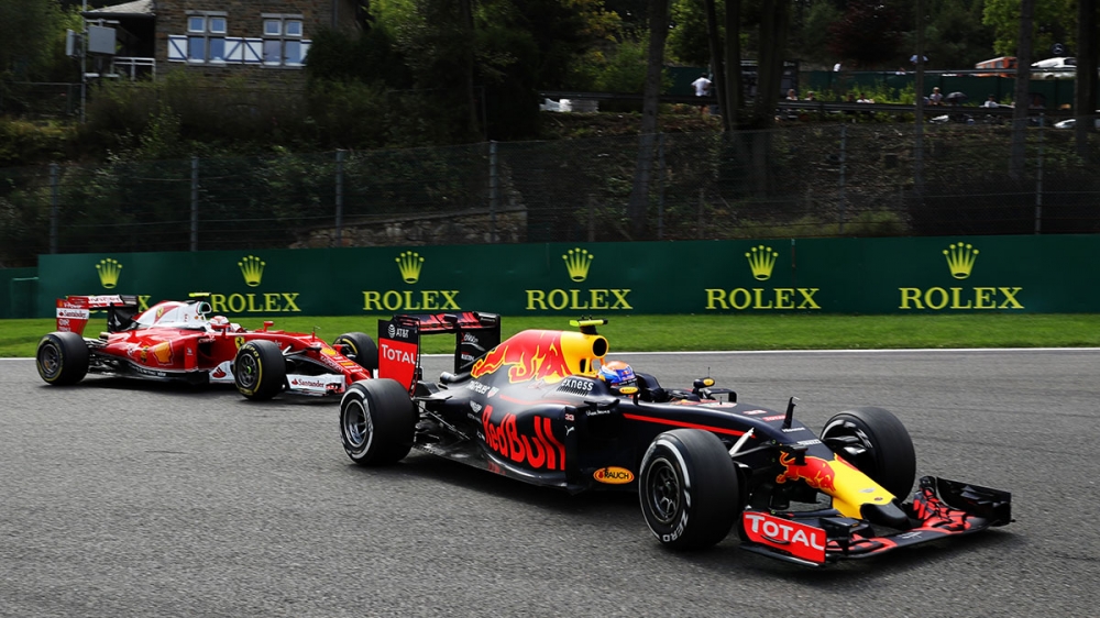Verstappen抨擊兩位Ferrari車手