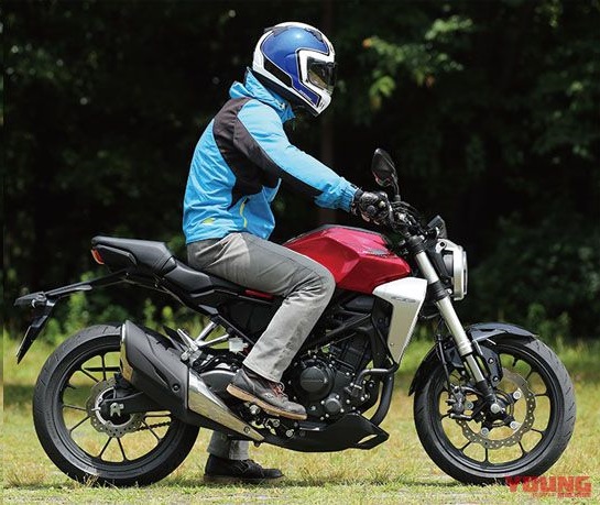 試乘報告 Cb家族中堅份子honda Cb250r Yahoo奇摩汽車機車