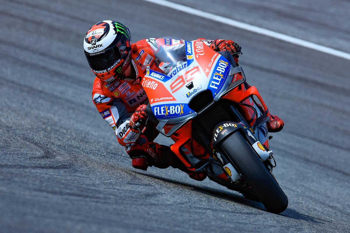 99-jorge-lorenzo-esp_ds55893.gallery_full_top_lg