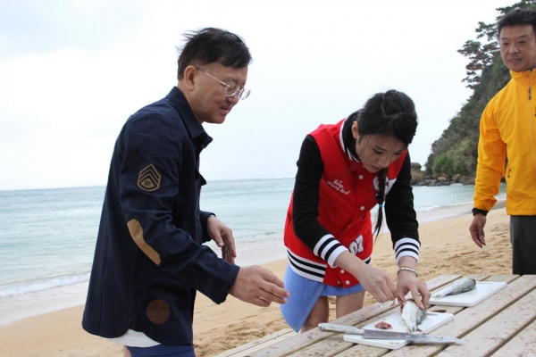 盛竹如無人島求生   釣魚不成勾美女