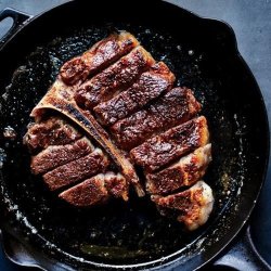 8 Common Mistakes People Make When Cooking Steak