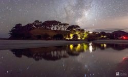 Milky Way Galaxy Shimmers Over New Zealand Pool in Stunning Amateur Photo