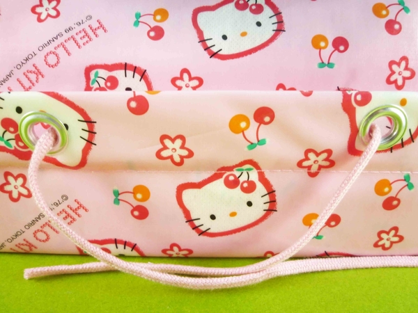 【震撼精品百貨】Hello Kitty 凱蒂貓~整理收納袋-可裝面紙-粉色底-KT櫻桃圖案【共1款】 product thumbnail 4