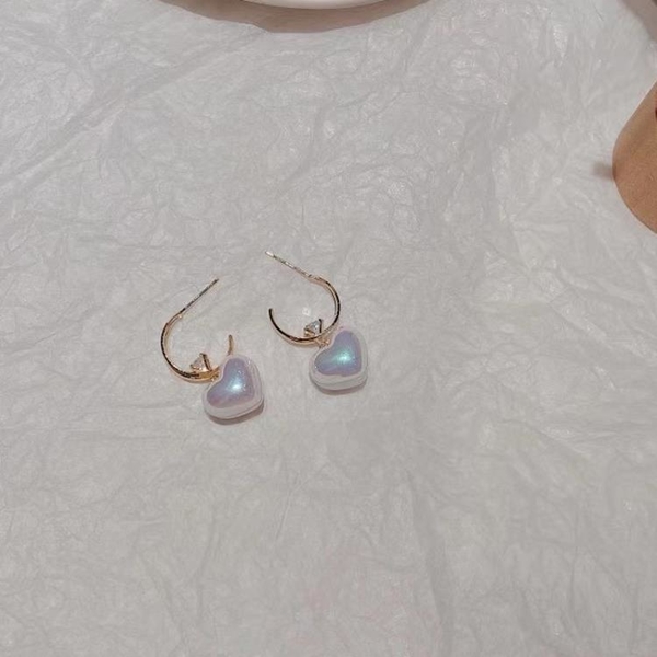 Aple RR~愛心形小巧可愛耳釘女日韓簡約個性氣質珍珠耳飾耳環2023新款潮