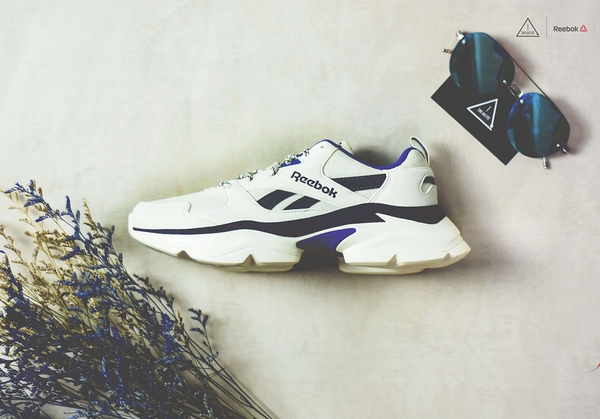 reebok x wanna one royal bridge 3.0