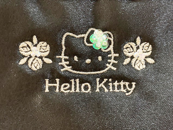 【震撼精品百貨】Hello Kitty 凱蒂貓~日本SANRIO三麗鷗KITTY手提袋-黑底珠珠玫瑰花L*63573 product thumbnail 4