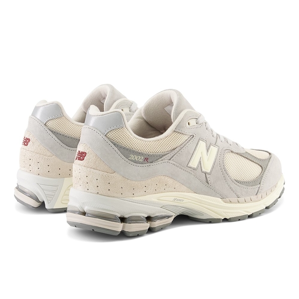 New Balance 2002R系列穿搭麂皮復古奶油灰M2002RLN D楦版偏小| 休閒鞋