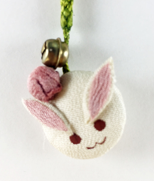【震撼精品百貨】日本手機吊飾~和風布料材質-兔子造型-米色