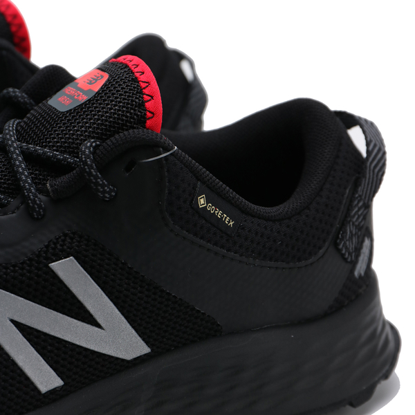 new balance gore tex 4e