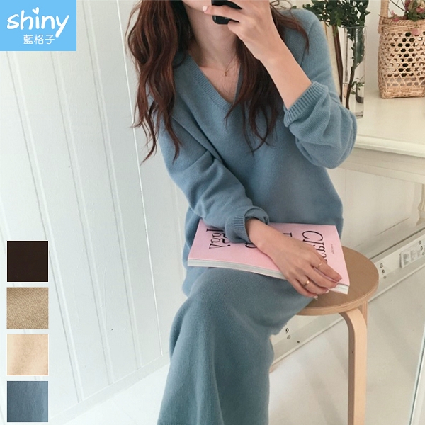 【V3293】shiny藍格子-氣質甜美．純色顯瘦V領針織連身裙洋裝
