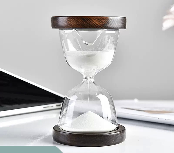 現貨-時尚居家用品13 原木圓形玻璃沙漏 計時器15分鐘桌面擺件 裝飾品 禮物 product thumbnail 3