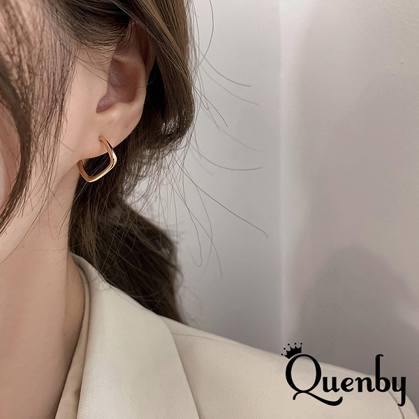 Quenby 送禮 母親節 韓系平價飾品 韓國東大門簡約百搭方形耳環/耳針