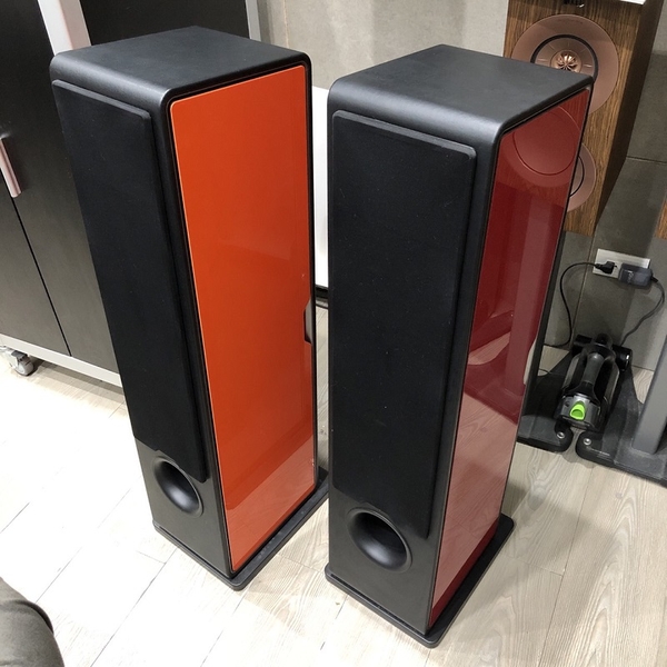 【展示品出清】新義大利 Sonus Faber Chameleon T 落地喇叭(贈多色側板)+中置喇叭