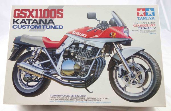 【震撼精品百貨】1/12SUZUKI GSZ1100S摩托車模型【共1款】