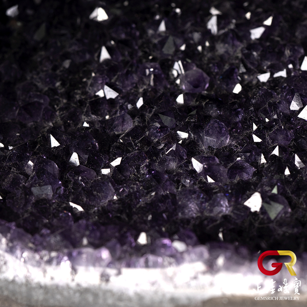 紫水晶 頂級5A 紫水晶洞 6.5kg 原礦紫水晶 紫水晶擺件｜黑檀木座 product thumbnail 6