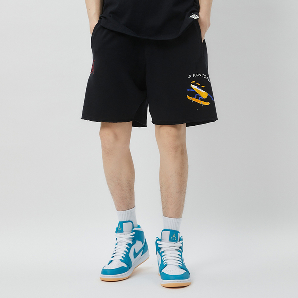 NIKE 短褲 JORDAN SHORT 黑色 刺繡LOGO 插畫 不收邊 休閒短褲 男 FJ7708-010