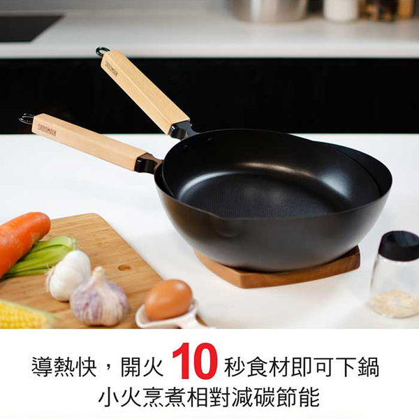 SADOMAIN仙德曼 台南鐵器不沾平炒鍋30cm SG930 台灣製 product thumbnail 3