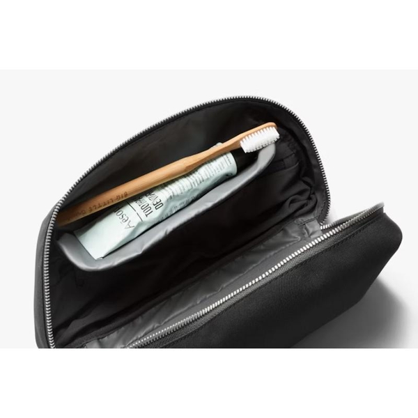 BELLROY Toiletry Kit Plus 收納包-Bronze product thumbnail 3