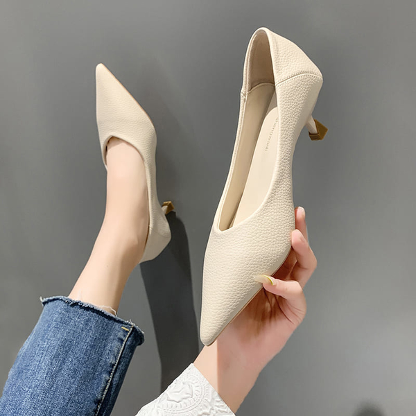 尖頭鞋．簡約素色荔枝皮紋低跟包鞋．白鳥麗子 product thumbnail 6