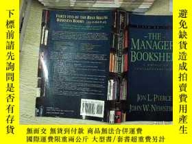 二手書博民逛書店The罕見managers bookshelf: a mosai