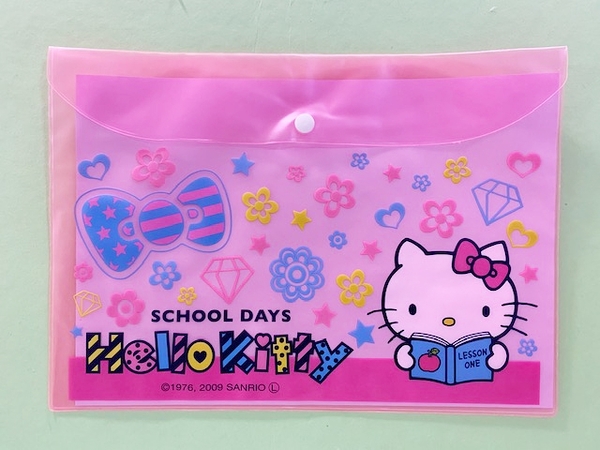 【震撼精品百貨】Hello Kitty 凱蒂貓~三麗鷗 KITTY 日本A4雙開文件袋/夾-星星#09050